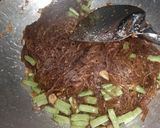 Foto langkah ke 5 dari resep Sohun Buncis Kecap.