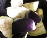 A picture of step 1 of Brinjal chutney.