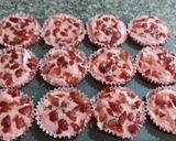 Foto del paso 6 de la receta: Cheesecake de fresa tipo cupcake