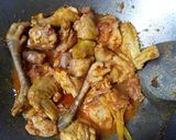 Foto langkah ke 3 dari resep Kari Kentang Ayam Kampung.