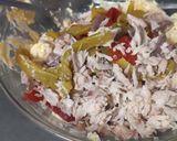 Foto del paso 4 de la receta: Pimientos del piquillo con atún (ensaladilla)