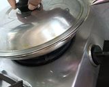 A picture of step 9 of Prawn & Mushroom Xacuti.