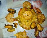 Foto del paso 7 de la receta: Arroz de langostinos y mejillones al aromas de Montilla moriles