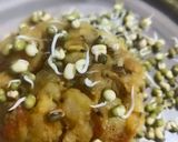 A picture of step 3 of Bolied potato veg.