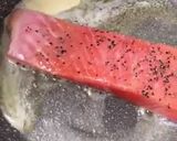 Foto langkah ke 3 dari resep Salmon panggang dabu-dabu.