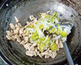 Foto langkah ke 2 dari resep Quesadilla Chicken Taco.