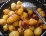 A picture of step 4 of Aloo Achari.