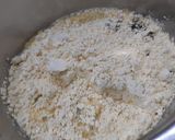 A picture of step 2 of Club cheese chilla sandwich.