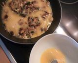 Foto del paso 4 de la receta Revuelto de champiñones al ajillo