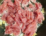 Hình bước làm 2 của món Thịt Bò Xào Lá Lốt Cho Bé