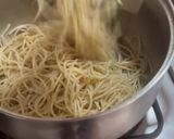 Foto del paso 3 de la receta: Papas con espagueti cremoso