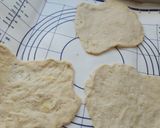 Krumplis lángos 🥔🧄🧀🧂🍻 recept fázis 4 fotója