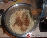 Φωτογραφία βήματος 35 της συνταγής Tajine με αρνάκι, δαμάσκηνα και αρωματικό κουσκούς