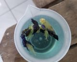 Foto langkah ke 1 dari resep Wedang Telang Nipis Madu.