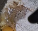 Foto langkah ke 1 dari resep Donat (Tepung) Custard.