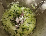 Foto del paso 1 de la receta: Merluza en salsa verde mambo