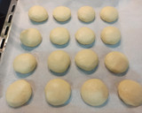 Foto del paso 2 de la receta: Pan 🥖de queso 🧀 y ajo 🧄