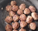 A picture of step 2 of Beef Balls in Tomato Sauce.