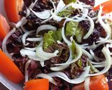 Foto del paso 1 de la receta: Ensalada de Merluza en lata Lechuga, Tomate, Cebolla y Ajo