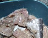 Foto langkah ke 1 dari resep Tongkol Masak Lada Hitam.