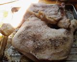 Foto del paso 3 de la receta: Pollo, coles de Bruselas al vino, cebolla y morrones rehogados