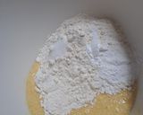 A picture of step 3 of A quick and easy cake to bake.