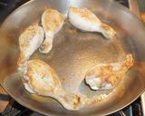 Foto del paso 1 de la receta: Pollo arvejado