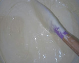 Foto langkah ke 3 dari resep Mini Roll Cake Rainbow.