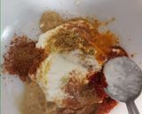 A picture of step 1 of Paneer Tikka Pizza.