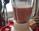 Foto del paso 3 de la receta Pastel de fresas sin horno, sin harina y sin azúcar