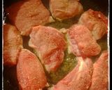 Foto del paso 4 de la receta: Solomillo con salsa de kéfir y compota de quinotos