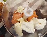 Foto del passaggio 2 della ricetta Cheesecake al salmone affumicato