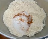 Foto del passaggio 9 della ricetta 124 • Sbriciolata ripiena di mele caramellate con crema leggera 🍎