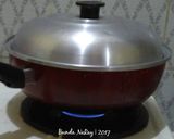 Foto langkah ke 4 dari resep Popcorn Original Simple.