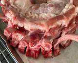 Foto del paso 1 de la receta: Corona de chuletas de cerdo