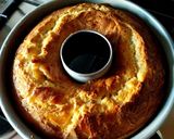 A picture of step 11 of Whipped Cream and Jam Bundt Cake.