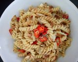 Foto langkah ke 6 dari resep Simple Chicken aglio olio.