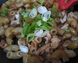 Foto langkah ke 3 dari resep Makaroni Goreng Ayam.