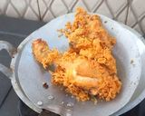 Foto langkah ke 3 dari resep Ayam kremes.