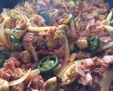 Foto del paso 3 de la receta: Pollo con jamón y chorizo