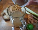 Foto langkah ke 7 dari resep Ramuan jahe + sereh + laos (untuk meredakan flu).