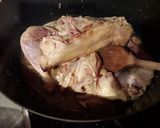 Une image de l'étape 4 de Poulet sauté normand.