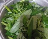 Foto langkah ke 1 dari resep Tumis kangkung tongkol suir.
