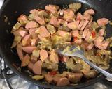 Foto langkah ke 4 dari resep Sambel Goreng SoBaTo (Sosis Bakso Toge) #BikinRamadhanBerkesan.