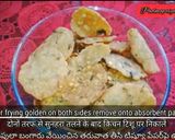 A picture of step 8 of Andhra Pappu Chekkalu | Thattai | Chawal Papdi | Rice Crackers.