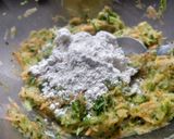 Foto del paso 2 de la receta: Muffins de verduras (aptos para bebés 👶🏻 +6 meses)