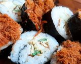 Foto langkah ke 4 dari resep Sushi telur abon.