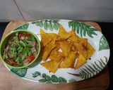 A picture of step 3 of Avocado and Spinach salsa dip with Maize and Wheat flour Nachos.