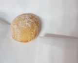 Foto del passaggio 5 della ricetta Bomboloni B-Day 🎁