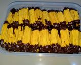 Foto langkah ke 6 dari resep Sweet Cheese Chocholate Cookies.